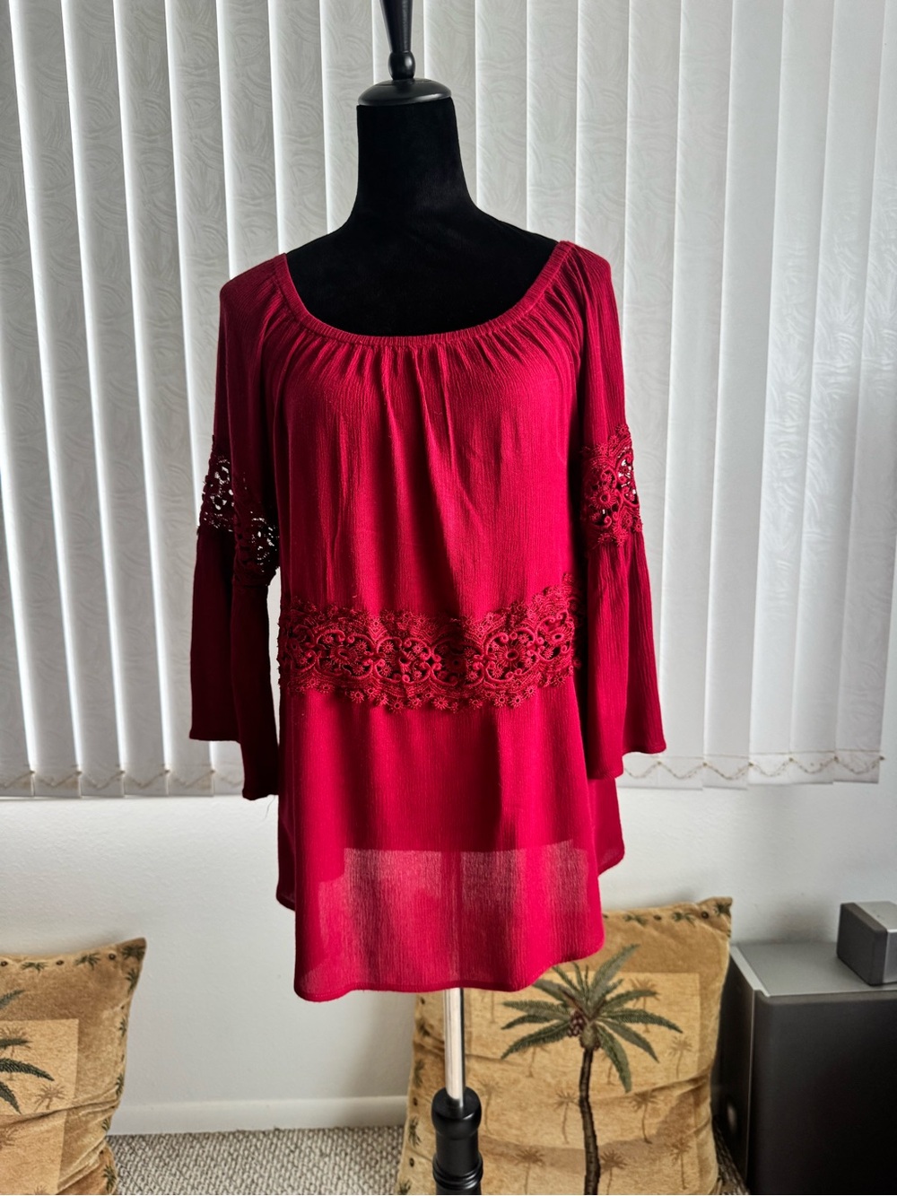 Umgee USA Burgundy Boho Tunic Top Medium Lace Bell Sleeve Peasant Blouse